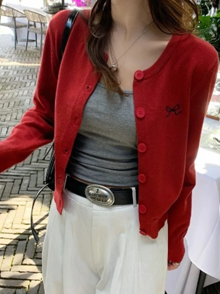 Cardigan tricoté à col rond pour femme, haut à simple boutonnage, Style coréen, avec nœud brodé, couleur unie, pull à manches longues, automne hiver