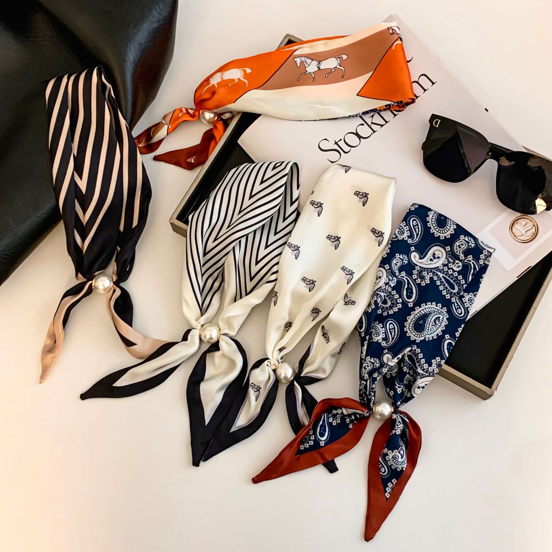 Foulard en soie motif fleur de cajou pour femme, léger et polyvalent, style bandana, pour le quotidien, le bureau, les fêtes, les vacances, style bohème