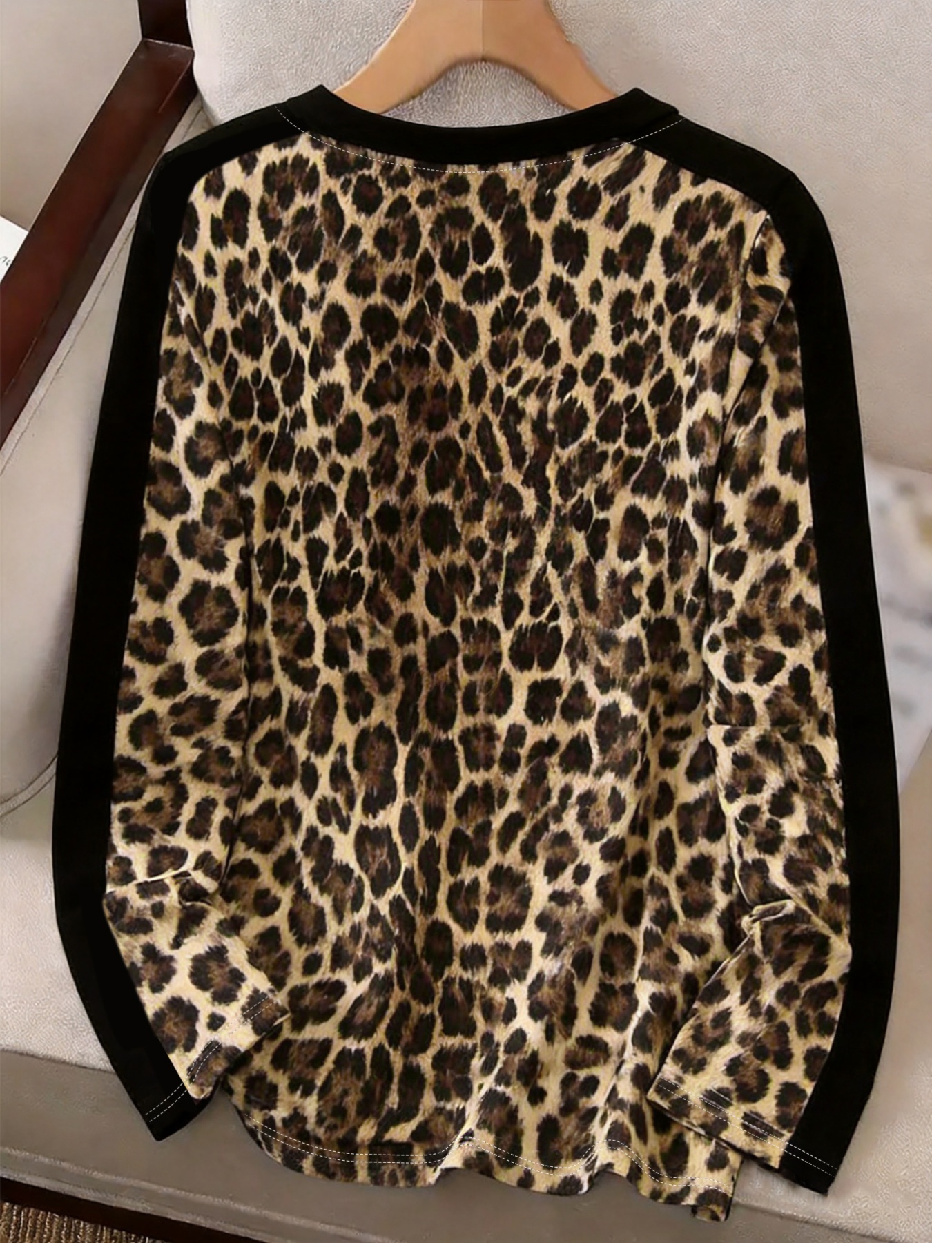 Haut à manches longues pour femmes, à blocs de couleurs, imprimé léopard, col rond, cadeau pour la fête d'automne, vêtement décontracté pour tous les jours, vêtements pour femmes.
