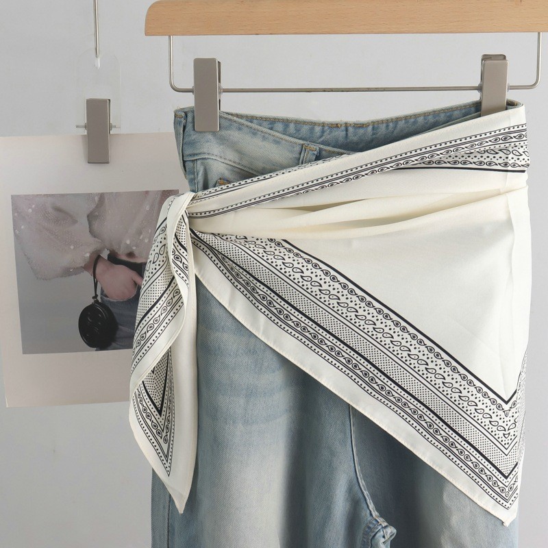 Écharpe triangulaire en sergé Stackable Wear, à nouer à la taille, de forme triangulaire, polyvalente, décorative, foulard, cravate, pour un style superposé élégant
