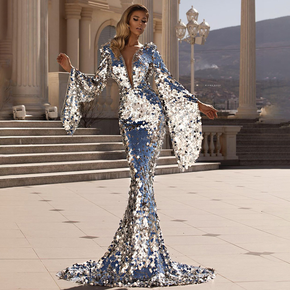 Robe de soirée sirène élégante pour femme, sexy, à col en V, ornée de sequins argentés, moulante, à manches évasées