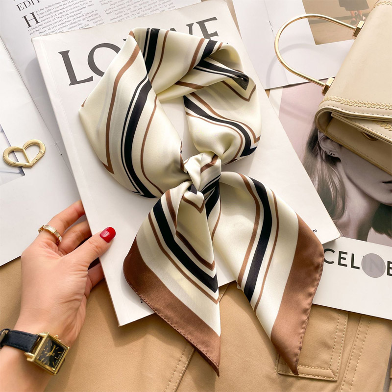 Châle en soie de luxe Foulard carré femmes été Hijab enveloppes Foulard Femme bandes de cheveux ruban bandeau Bandana Foulards Femme