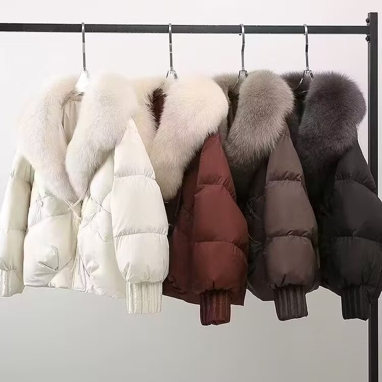 Mode hiver vers le bas coton veste femmes 2025 nouveau coréen grand col de fourrure épais court Parkas femme chaud neige vêtements d'extérieur