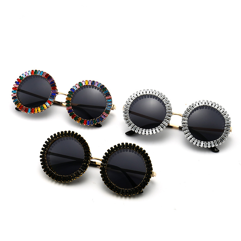 Marque de luxe concepteur rond diamant lunettes de soleil femmes mode Vintage fête voyage Steampunk lunettes de soleil Sexy dames nuances UV400