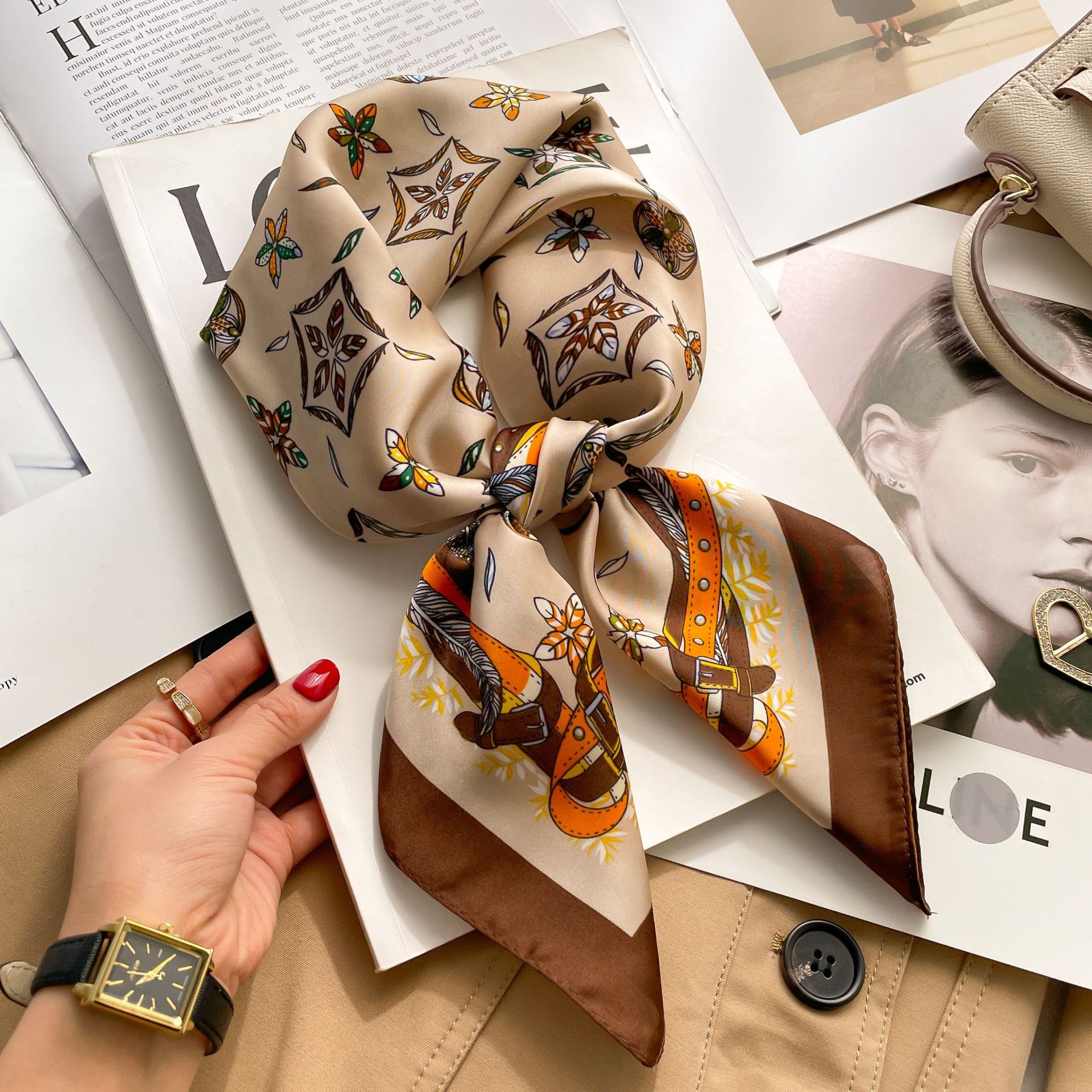 Marque imprimé fleuri soie carré Foulard femmes doux Satin Foulard bandeau Foulard tête Hijab dame bandeau Foulard sac ruban