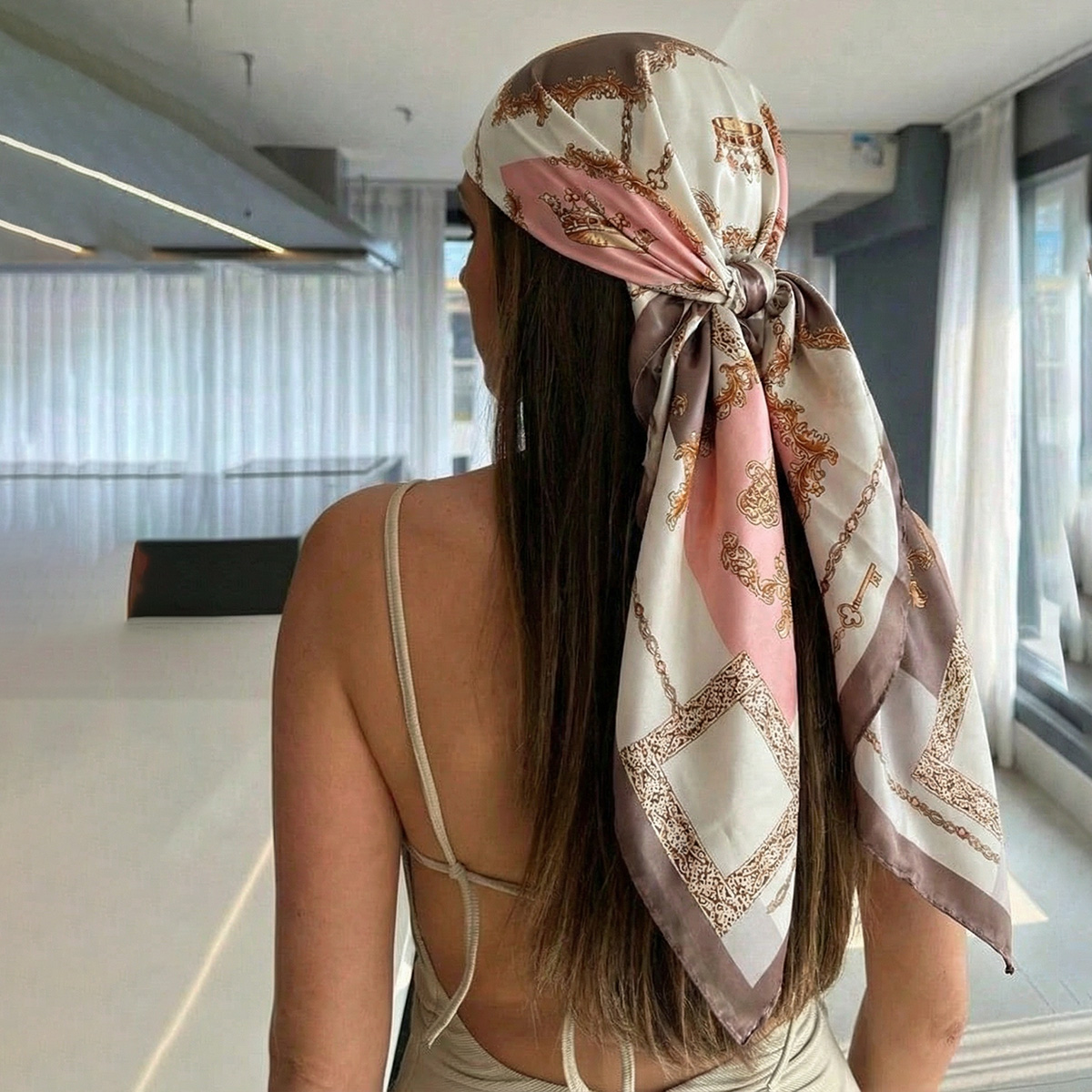 Écharpe carrée en satin de soie de 90 cm, motif vintage, foulard musulman pour femmes, bandeau pour cheveux, dernier modèle, 90*90 cm