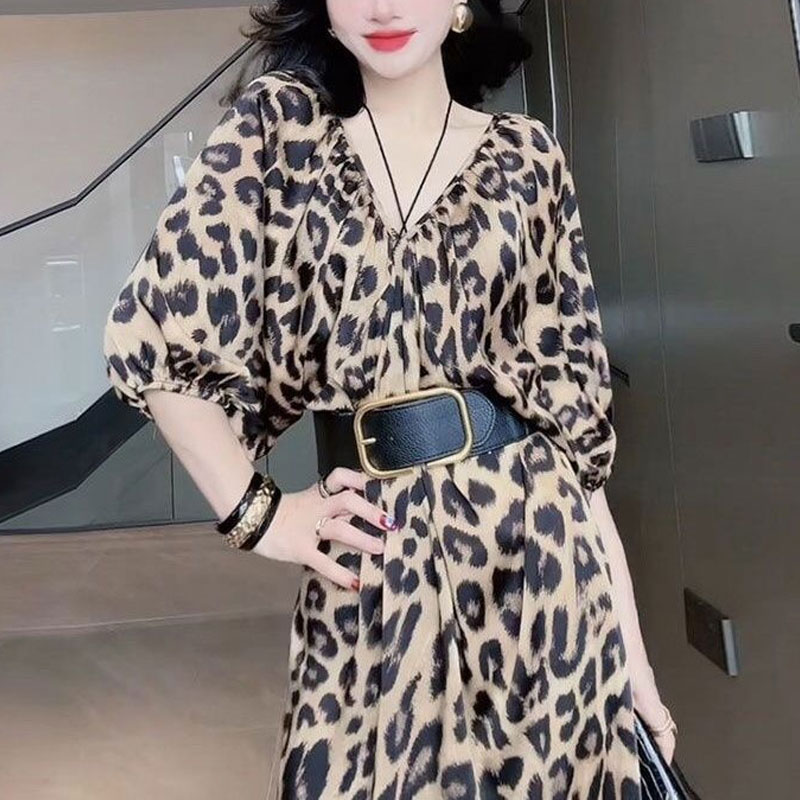 Robe longue léopard décontractée à manches mi-longues pour femmes, col en V, plis, ceintures trapèze, vêtements élégants, mode d'été, sexy