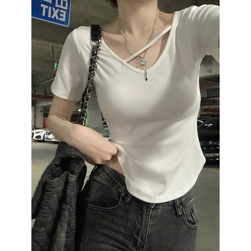 Femme vêtements à manches courtes T-shirt coupe ajustée culture hauts femme col en v été nouvelles femmes T-shirts StreetWear mode Y2K T-shirts haut