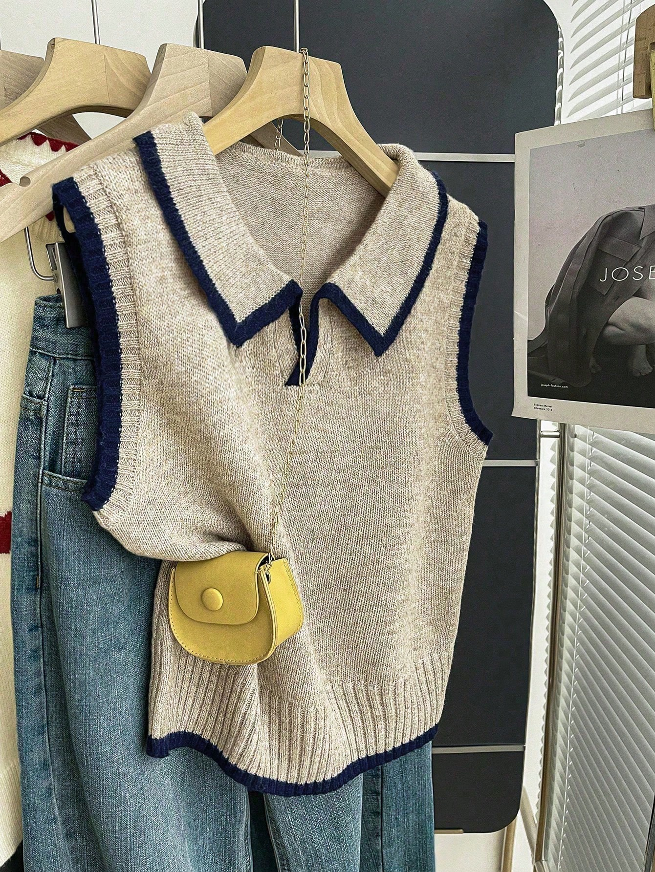 Gilet en tricot pour femme avec col polo, détails de passepoil contrastant, doux, polyvalent et facile à porter