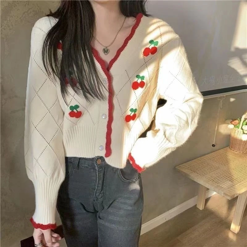 Cardigan tricoté à manches longues et col en v pour femme, haut décontracté, ample, boutons floraux, ajouré, assorti avec tout, nouvelle mode printemps automne