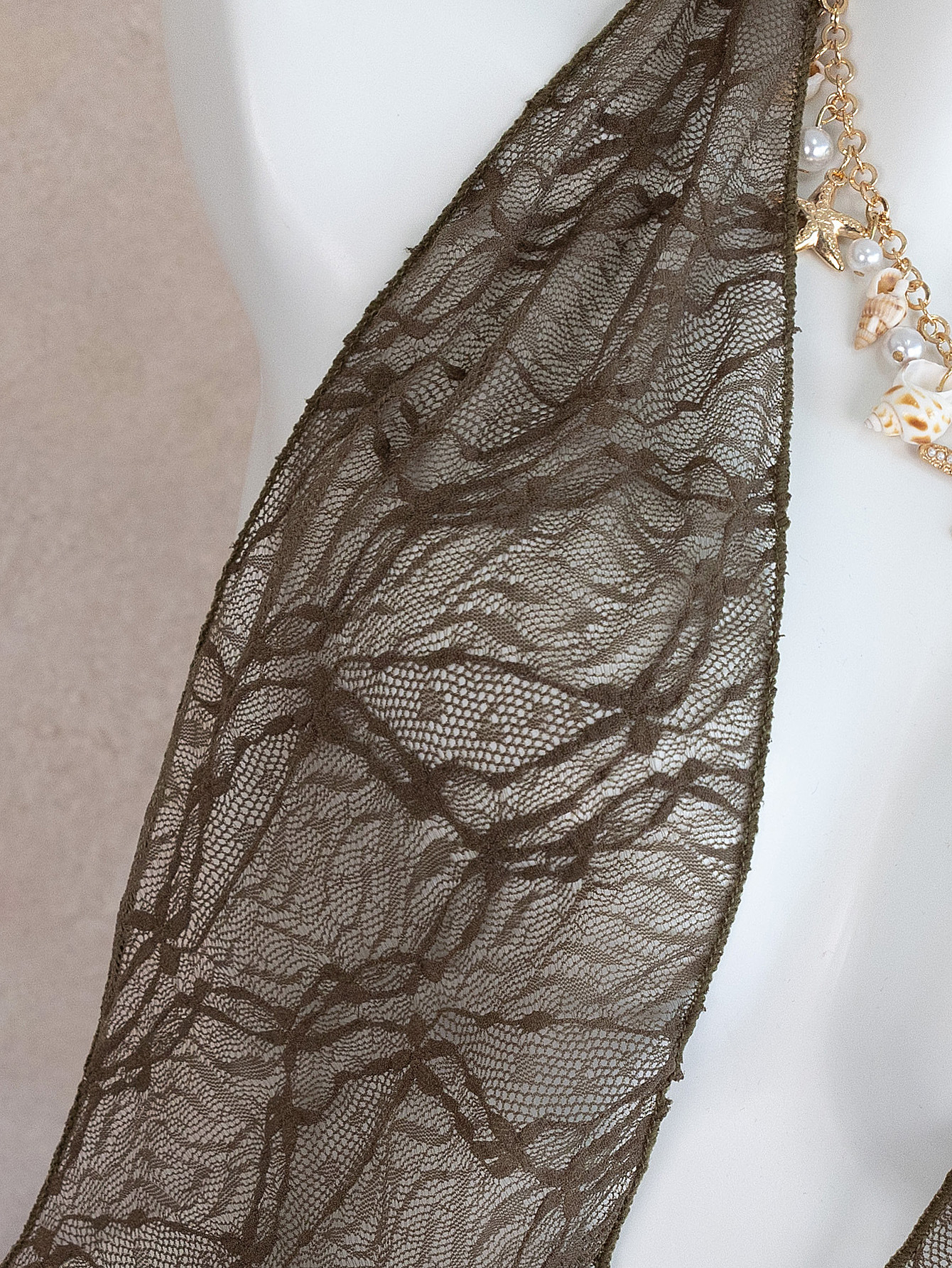 Robe Courte Plissée Marron Décontractée pour Femme, Col en V Profond, Dentelle, Protection Solaire, Idéale pour les Vacances Printemps & Automne