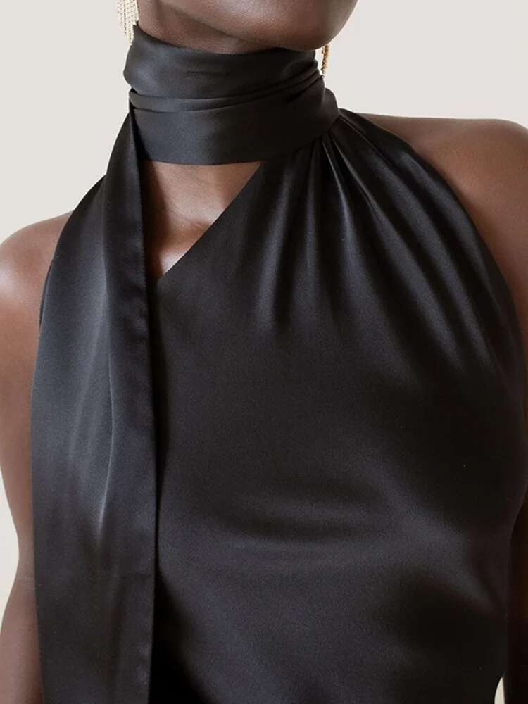 LGRQ 2026 Nouvelle Robe de Soirée Sexy Sans Manches et Dos Nu pour Femme, Robe Droite Unie à Col Halter Tendance 19J4317
