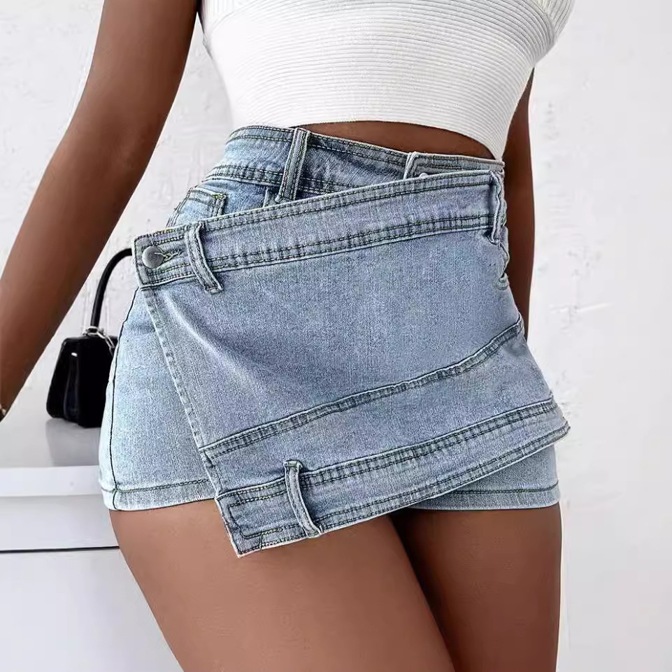 Jupe-short en jean délavé vintage pour femme, taille haute, design asymétrique, mini-jupe avec short intégré pour tenues quotidiennes