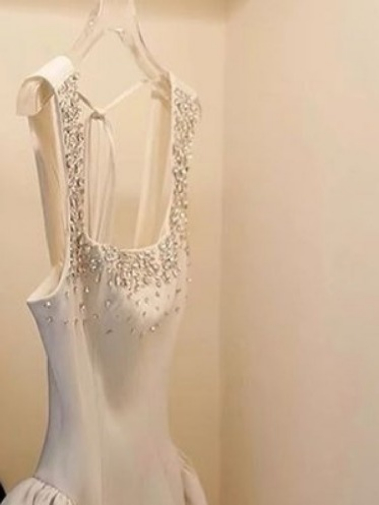 Nouvelle Robe Bandage Dos Nu pour Femme, Tunique Évasée Diamantée, Style Mode Été 2026