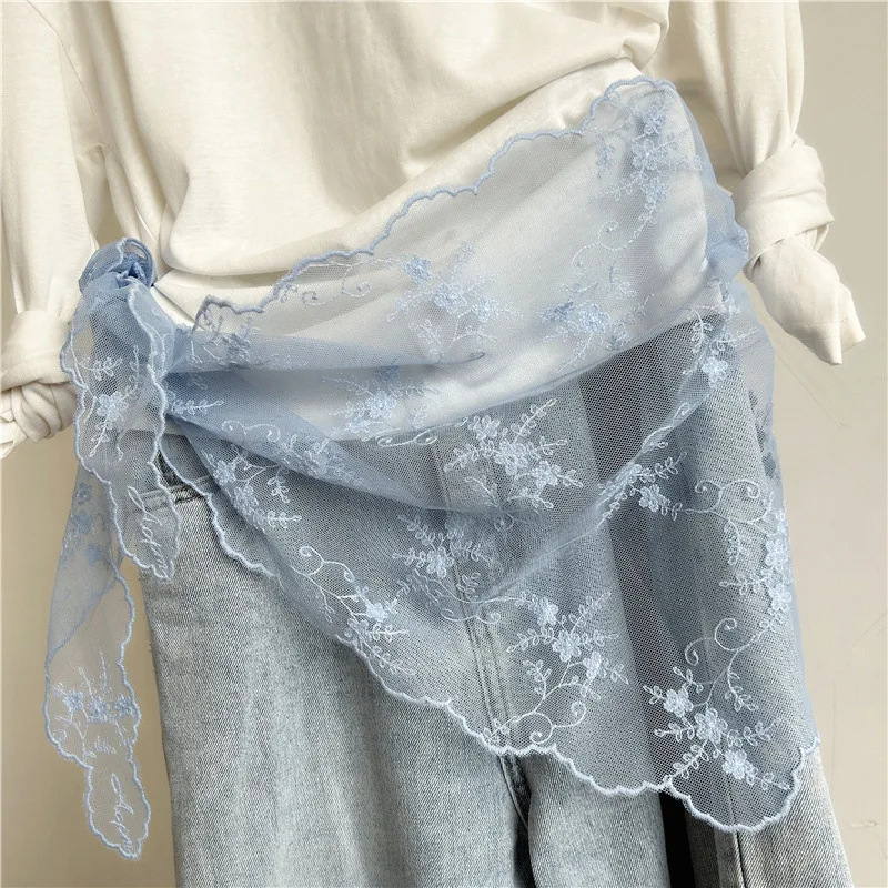 Foulard en soie brodé en dentelle pour femmes, col Long, Triangle polyvalent, décoratif, Version coréenne, châle en fil littéraire