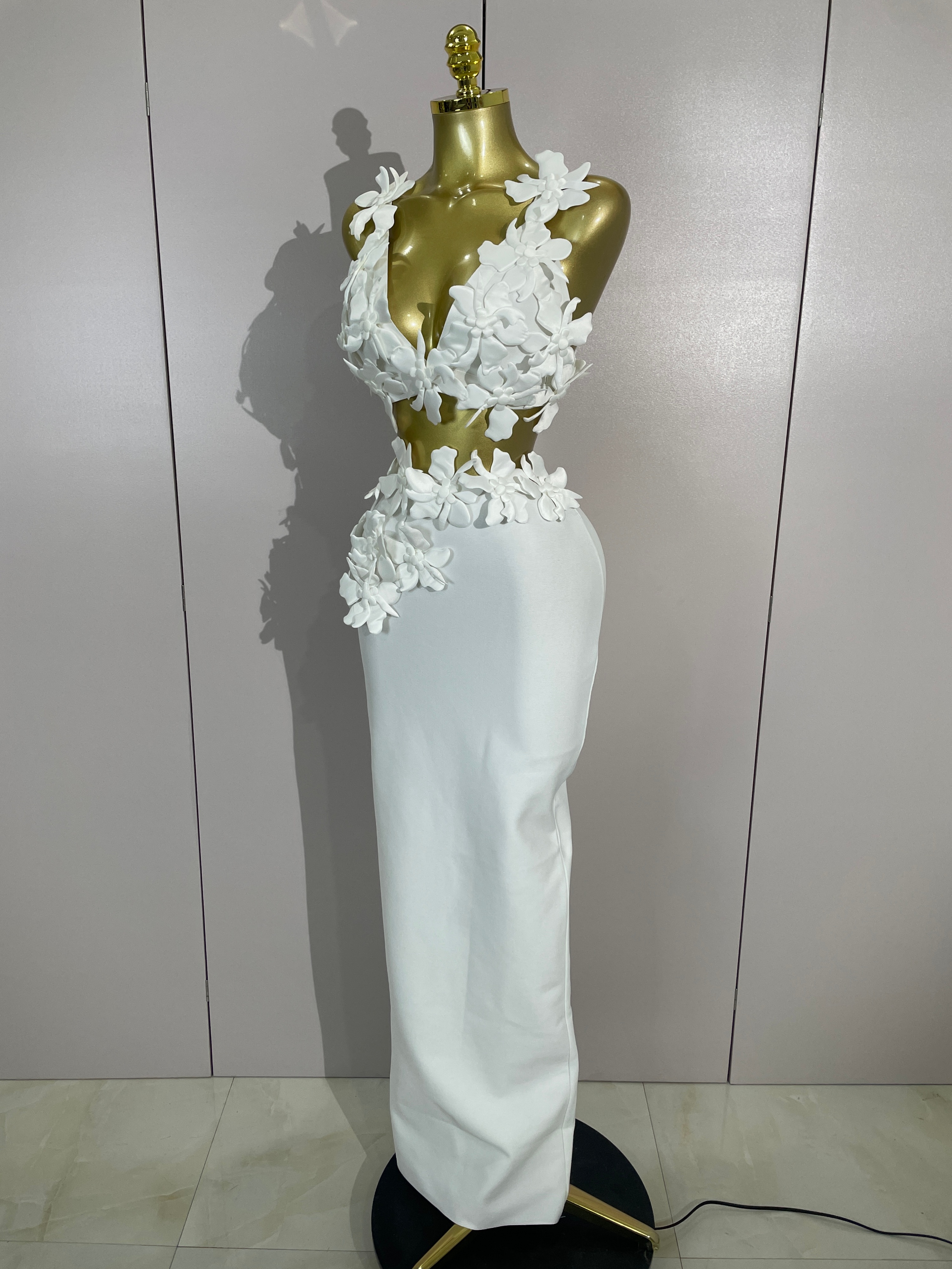 Robe longue moulante blanche à fleurs sexy pour femme, ensemble deux pièces, col en V, pour soirée, bal de promo, boîte de nuit, fête d'anniversaire