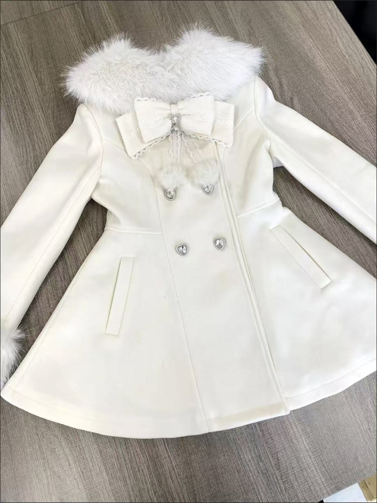 Manteau élégant et mignon pour femmes, style japonais automne-hiver, col en fausse fourrure, manches longues, haut décontracté, style Lolita, avec nœud et boutons, veste chaude et douce.