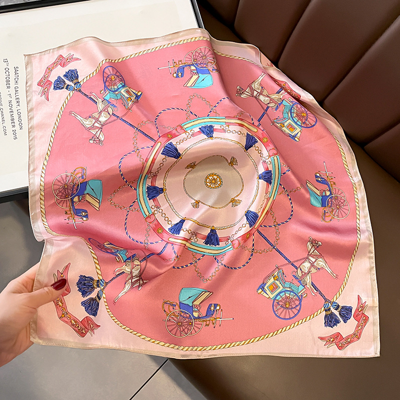 Foulard carré en soie de mûrier 100%, Vintage, chariot européen et chaîne imprimée rose, élégant, luxe, foulard pour le cou/tête, mode femme