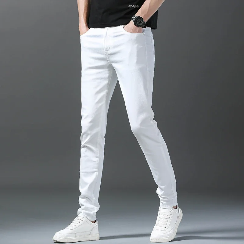 Nouveau jean slim pour homme printemps 2026, 98 % coton, blanc, extensible, coupe droite, décontracté, pantalon crayon tendance, haute qualité, vêtements masculins