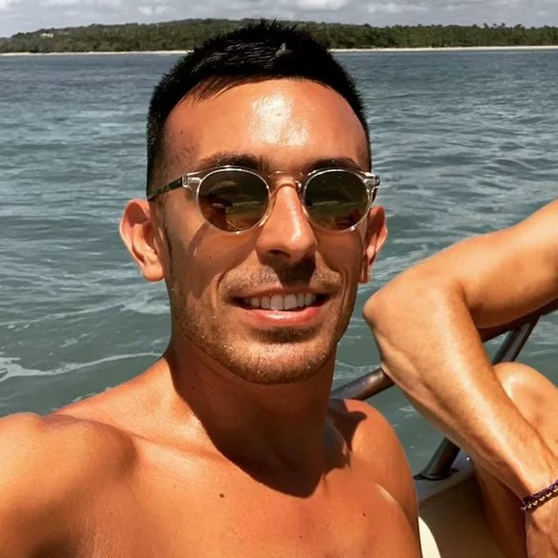 Nouvelles Lunettes de Soleil Rondes Rétro Personnalisées à Rivets pour Femmes et Hommes 2025 – Produit Tendance de Haute Qualité, Populaire pour l'Extérieur