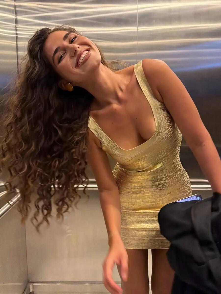 Femmes sans manches épaules dénudées Mini robe taille haute Sexy mince fête Club Chic robes mode doré fronde robes dame