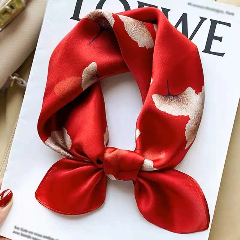 Foulard carré rouge 100% soie 53CM, pour vacances, petite tête, cou, Hijab pour femmes, foulard Bandana en soie de haute qualité