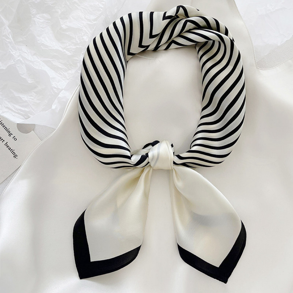 Écharpe rayée minimaliste nordique pour femme, écharpe carrée en fausse soie de 70 cm, châle polyvalent pour le printemps et l'été
