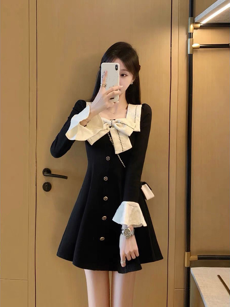 Mini robe française élégante pour femmes, mode, nœud papillon, manches longues, robes noires, boutons chics, col carré décontracté, robes simples