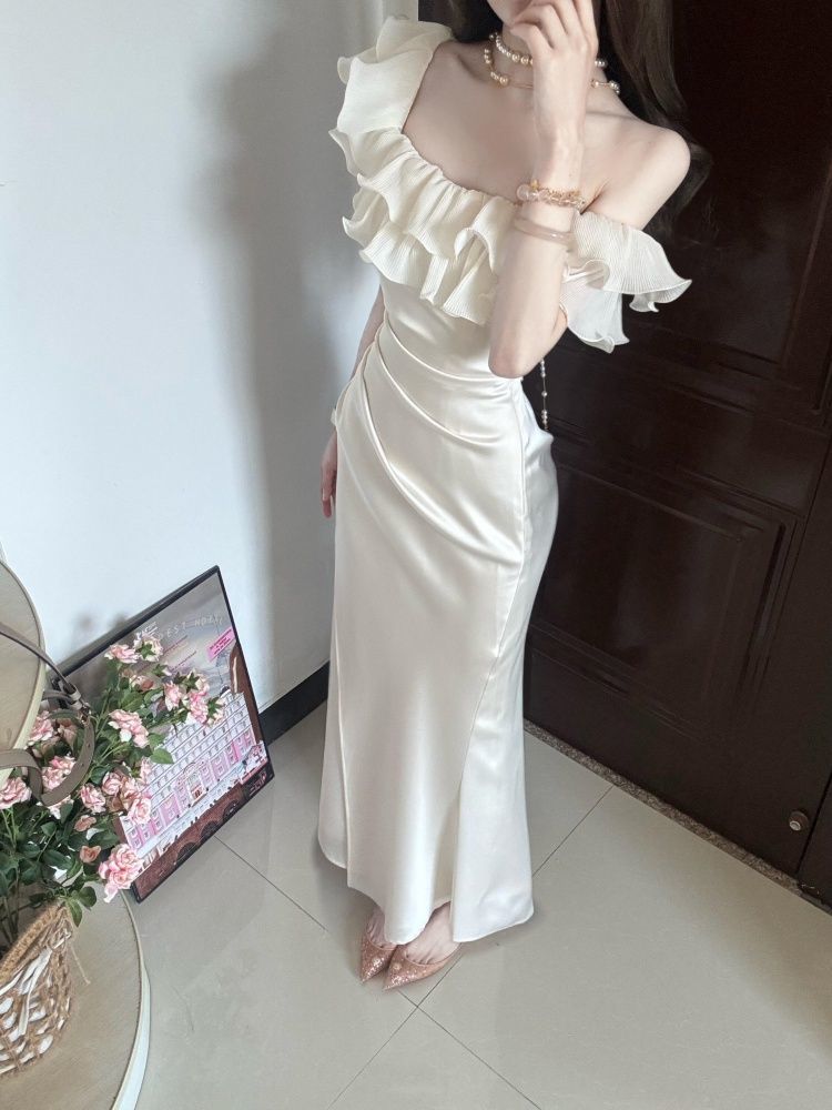 Robe élégante française printemps-été pour femmes, robe longue chic à volants, épaules dénudées, robe de soirée blanche sexy Harajuku