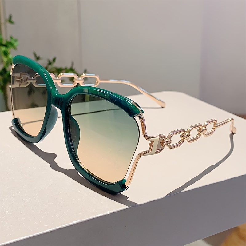 Lunettes carrées chics à la mode, verres dégradés, chaîne de fausses perles détachables, tendance, élégantes pour le streetwear et les accessoires de fête, nouvelle collection