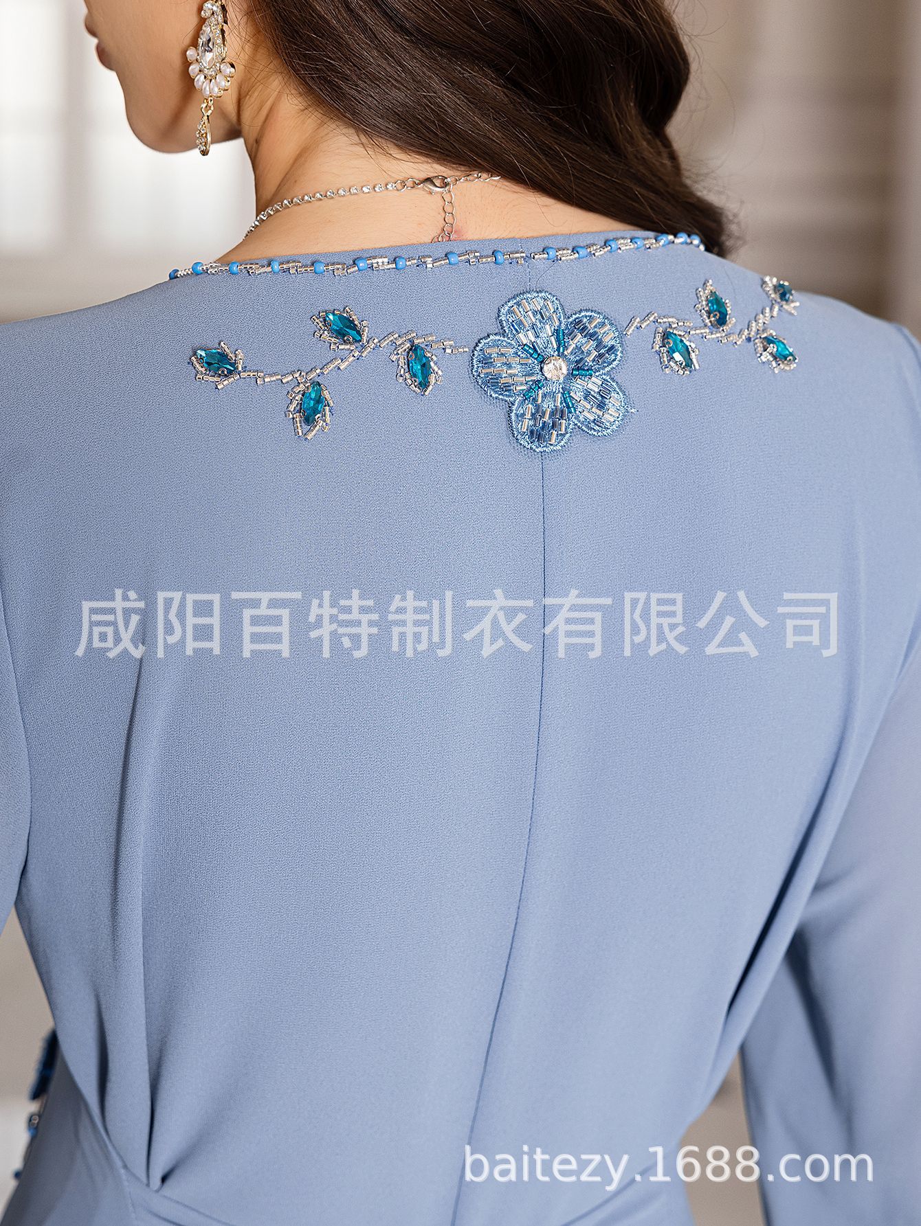 Robes de cérémonie élégantes et tendance pour femmes, couleur bleue unie, col rond, longueur cheville, avec perles, abaya musulmane, nouvelle mode féminine