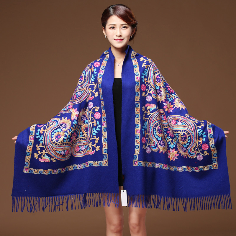 Nouveauté châle femmes broder fleur écharpe Pashmina cachemire écharpe hiver chaud Fine glands écharpe châle mode châle écharpe