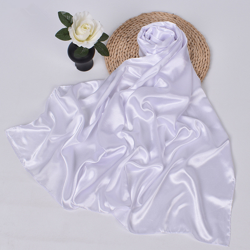 Foulards de luxe en soie pour femmes, carrés, en satin, hijab uni, châles, écharpes, bandeaux, bandanas islamiques