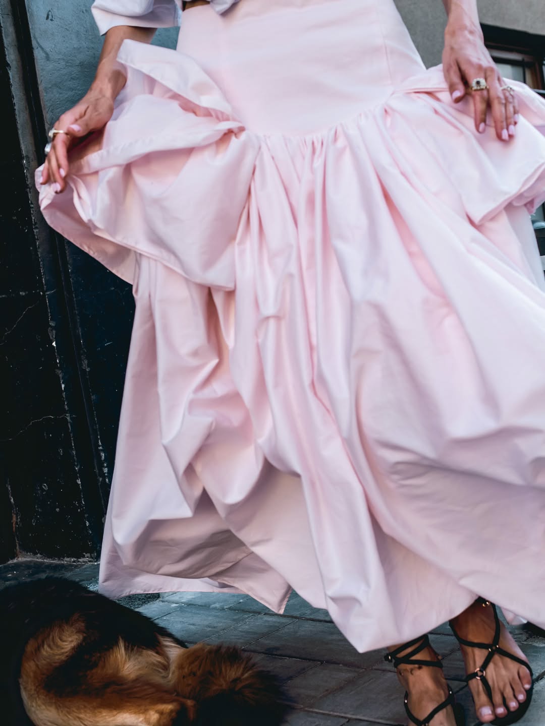 Jupes longues en satin rose clair à la mode, jupes de mariée, jupes de demoiselle d'honneur, plusieurs couleurs disponibles