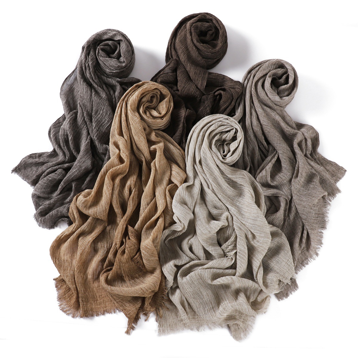 2025 nouvelle haute qualité couleur unie rides femmes musulmanes Hijab écharpe Ramadan châle bandeau Turban islamique Hijabs enveloppes glands