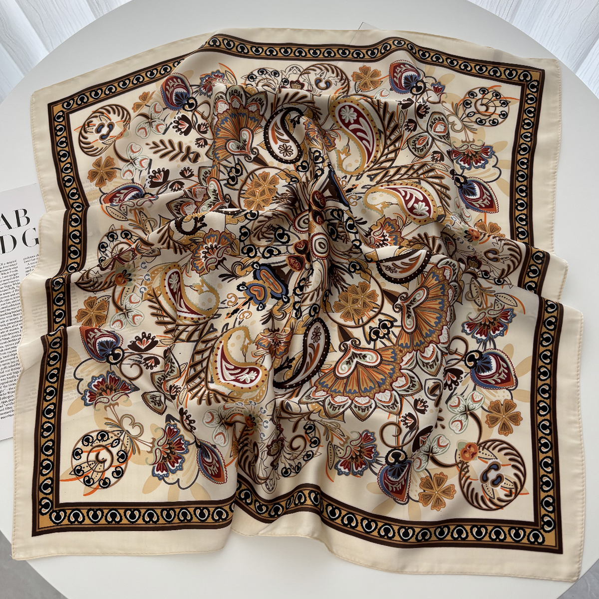 Foulard carré en Satin imprimé Lotus pour femmes, foulard de tête, accessoire décoratif à la mode, Bandana, printemps et été