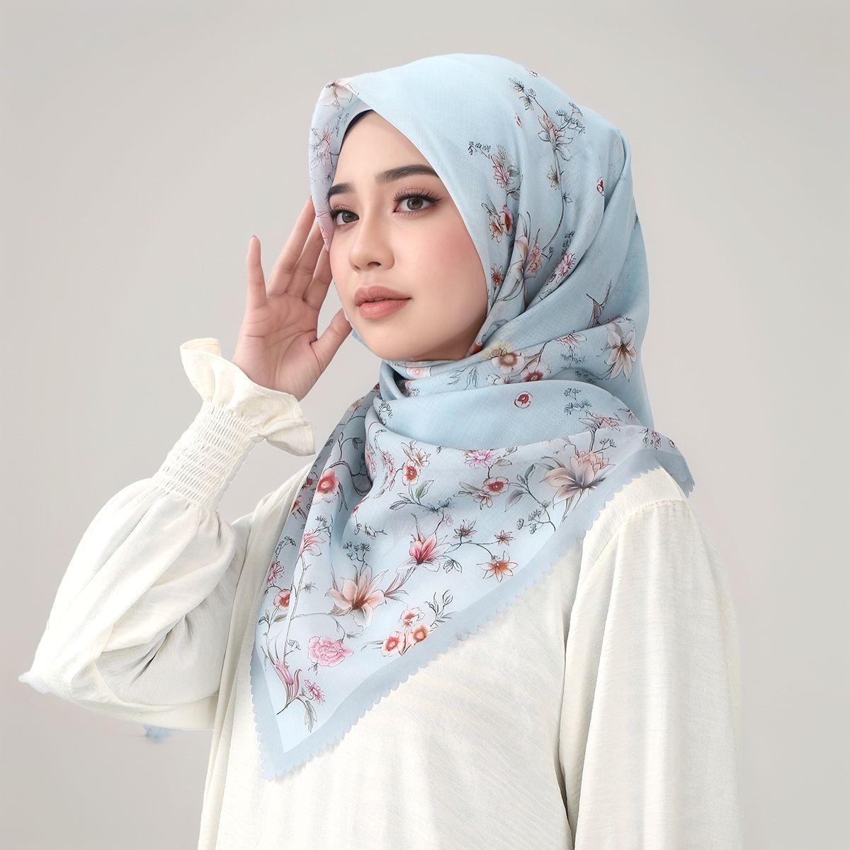 110 cm impression numérique florale musulmane Hijabs pour femmes Foulard carré Tudung malaisie populaire Premium coton Voile Foulard foulard