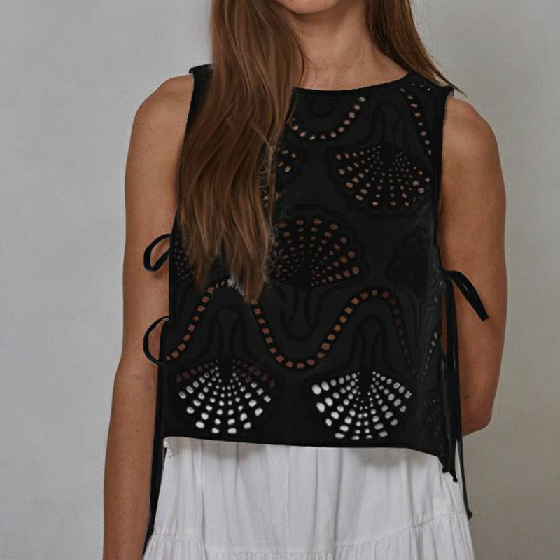 Combhasaki femmes été Chic sans manches culture débardeurs col rond motif esthétique oeillet évider côté nœud attaché gilet chemises
