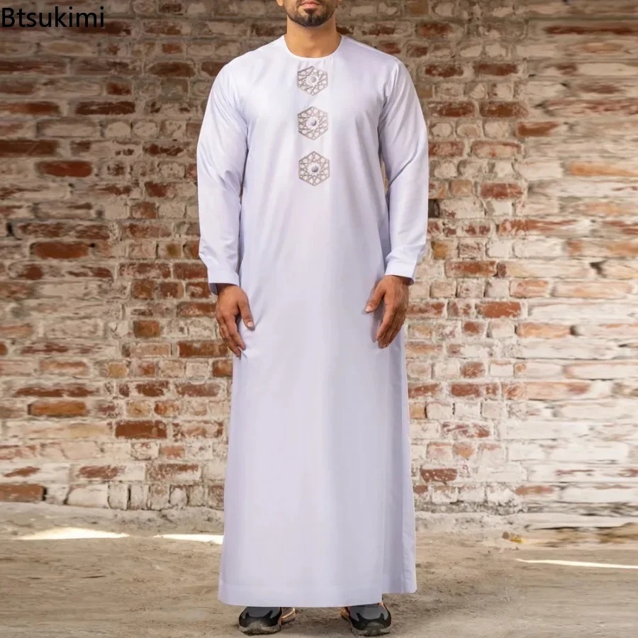 Abayas musulmanes pour hommes, couleur unie, Robe longue brodée, Jubba Thobe, chemises musulmanes arabes saoudiennes, vêtements islamiques, 2026