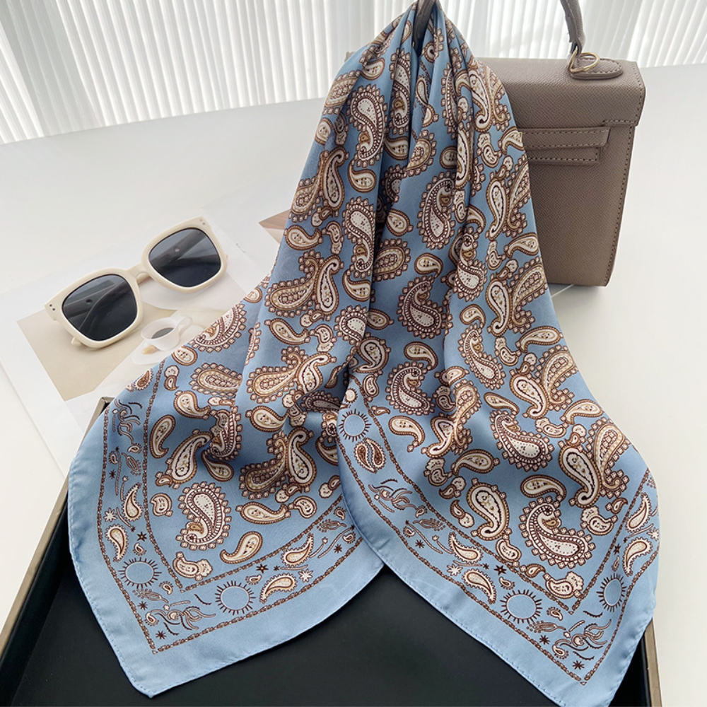 Foulard de tête pour femmes, foulard carré de luxe, Bandana, bandeau pour cheveux, tache douce, pour habiller vous regarde, printemps/été