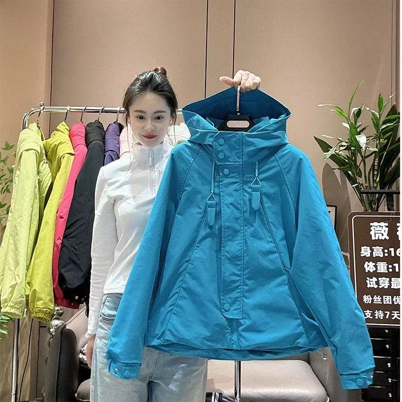 Veste à capuche 2025 nouvelle veste trench-coat uniforme de baseball Joker grande taille conception ample veste haut femme
