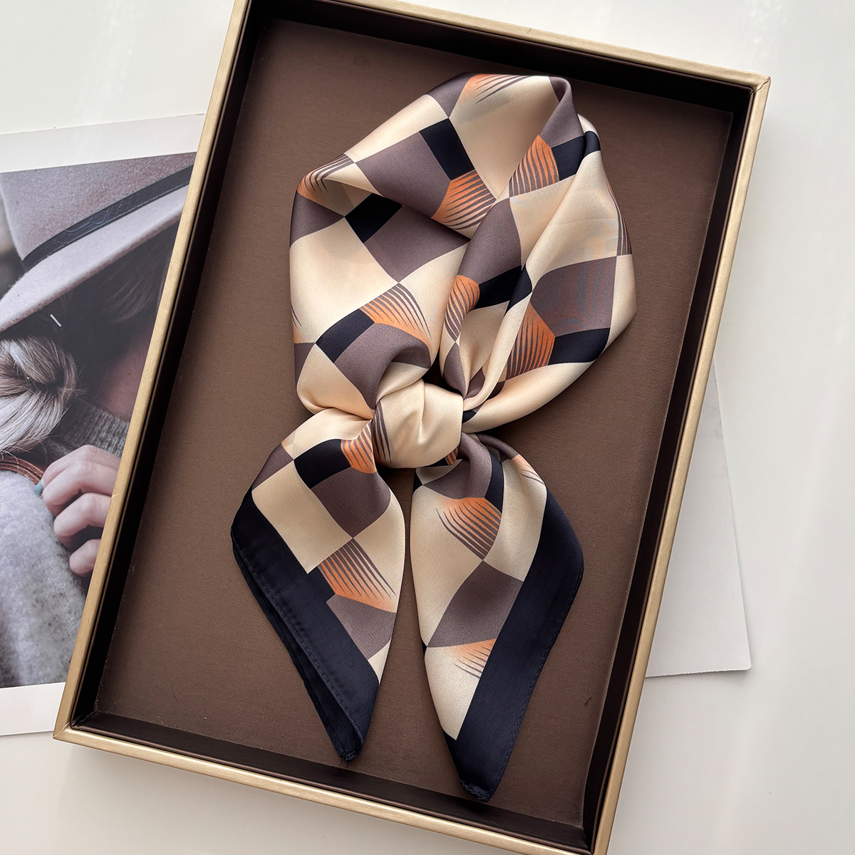 Nouveau Foulard Imprimé en Soie Imitation pour Femme, Carré, Bandana, Bandeau, Écharpe de Cou, Bandeaux pour Cheveux 2026