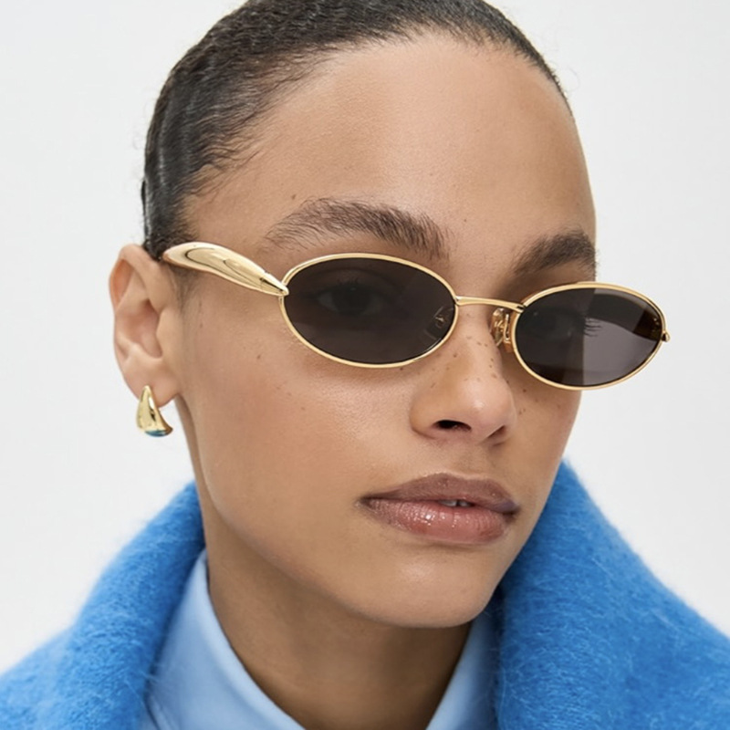 Marque de luxe cadre ovale lunettes de soleil femmes à la mode ronde petit cadre lunettes de soleil nuances classiques de haute qualité classique lunettes pour hommes