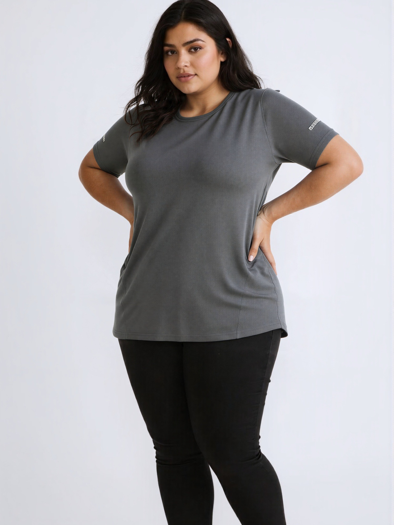 T-shirt pour femmes grande taille 1XL-7XL, haut décontracté d'été à manches courtes, chemise pour femmes à manches courtes de couleur unie à col rond