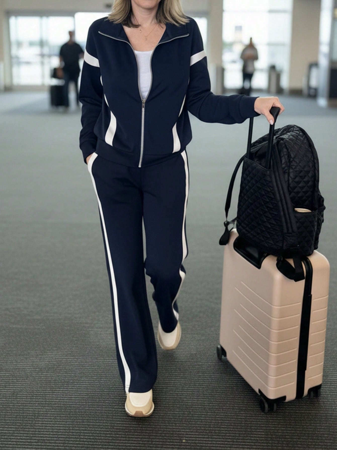 Ensemble décontracté pour femme : veste à manches longues confortable et ample avec coutures contrastées + pantalon droit rayé contrastant, ensemble deux pièces