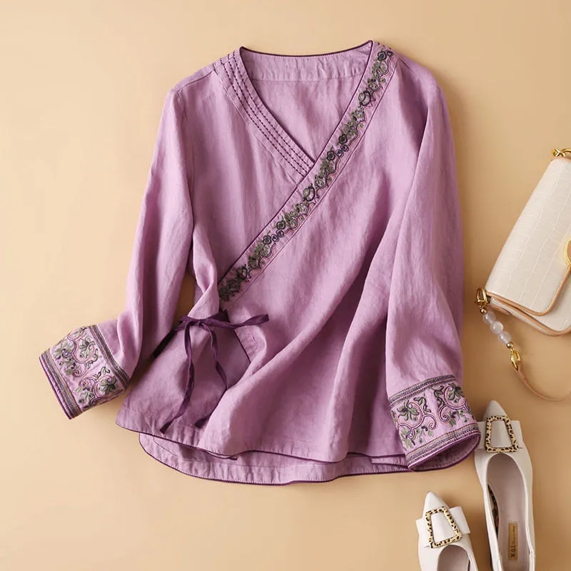 Chemisier en lin et coton de style ethnique pour femme, brodé, à manches 3/4, avec ceinture à nouer, coupe ample et respirante, style rétro décontracté pour le quotidien
