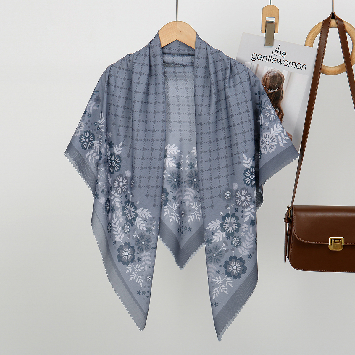 Foulard carré en viscose imprimé floral pour femme, hijab musulman, châle, foulard de mode malaisien, mouchoir, écharpe 110*110cm