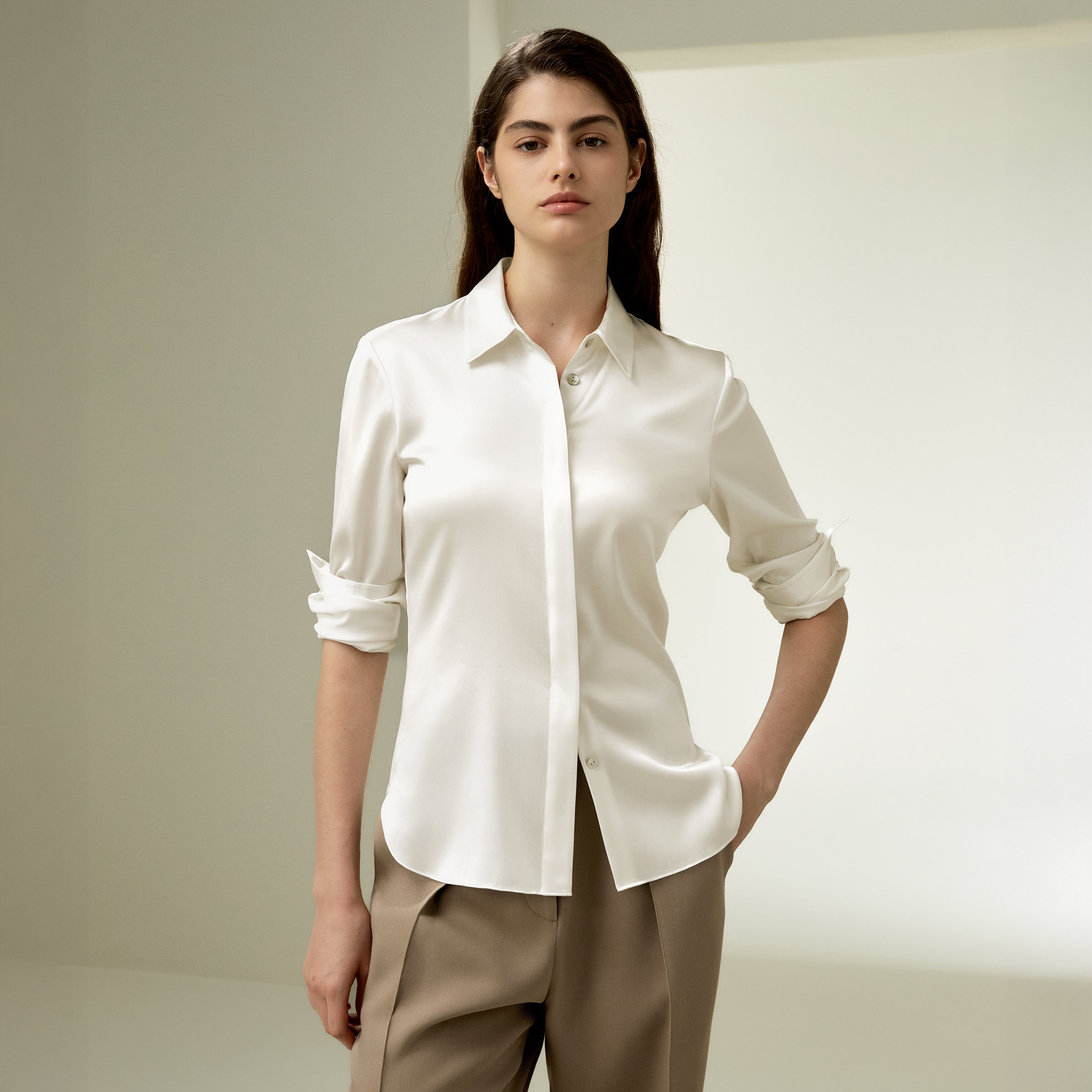 LILYSILK Chemise élégante en soie avec silhouette pour femme, chemisier classique boutonné avec coupe ajustée et manches longues pour un usage quotidien