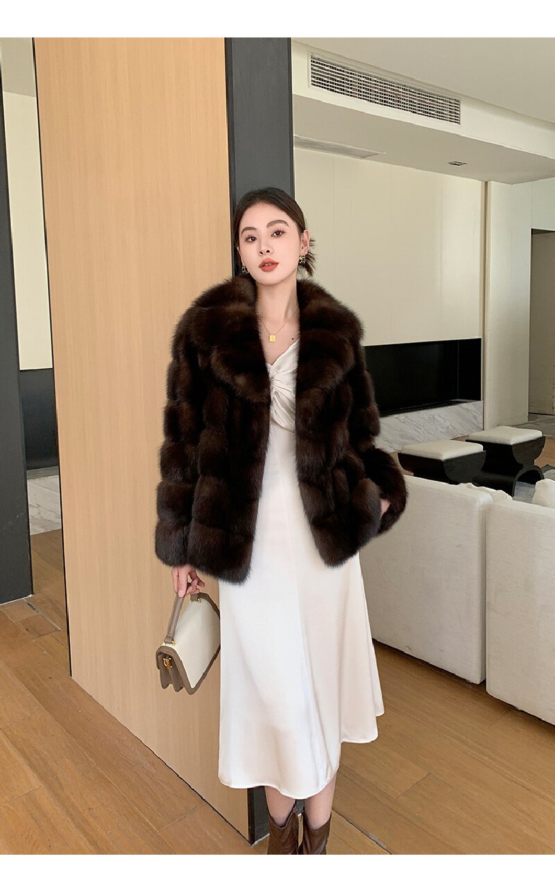 Nouvelle Collection Hiver 2025 – Manteau Court Élégant en Fourrure de Vison Marron Foncé pour Femme, Veste de Luxe Haut de Gamme, Fourrure Écologique, un Must-Have Tendance