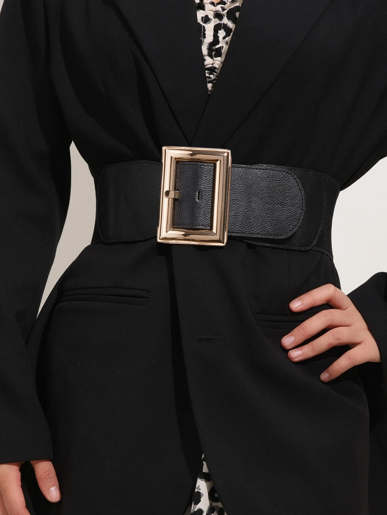 Ceinture élastique à large boucle carrée pour femmes, pour assortis à des robes, manteaux, pulls, pantalons et jupes, coupe ample